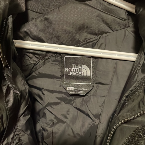 The north Face Dual layer winter jacket size medium - Picture 4 of 5